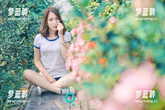青豆客 - 白丝惊喜不断，莫晓茜sunny全集下载让你欲罢不能