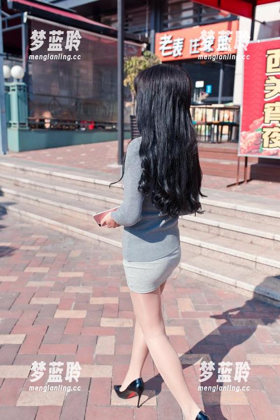 魔镜街拍 - 工作日常里的小调皮：婷婷的黑丝全套原图，能抗拒么？
