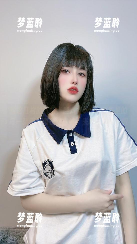 鹿八岁baby 就这红裙的气场,鹿八岁baby合集里的每一张都好似在对我说:来吧,再看一眼!